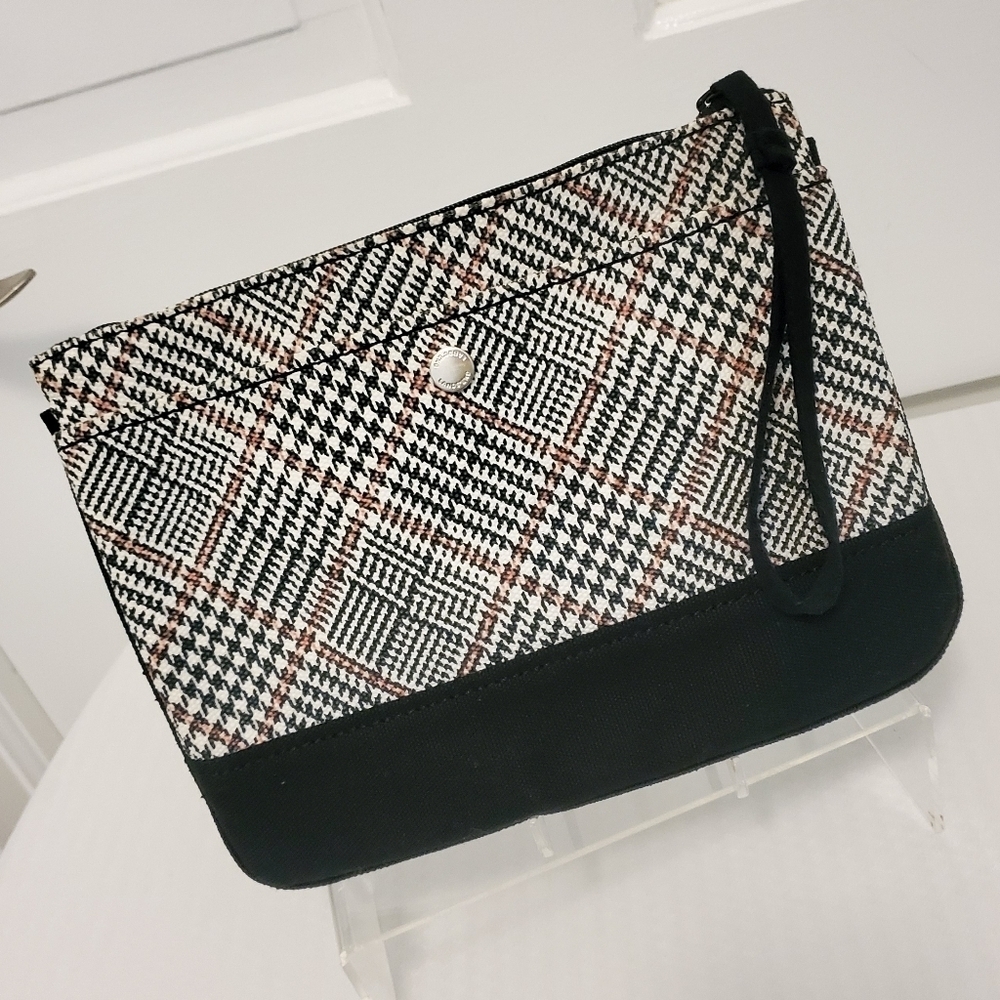 EC Lands' End Canvas Large Plaid Zip Wristlet, Preppy 100% COTTON